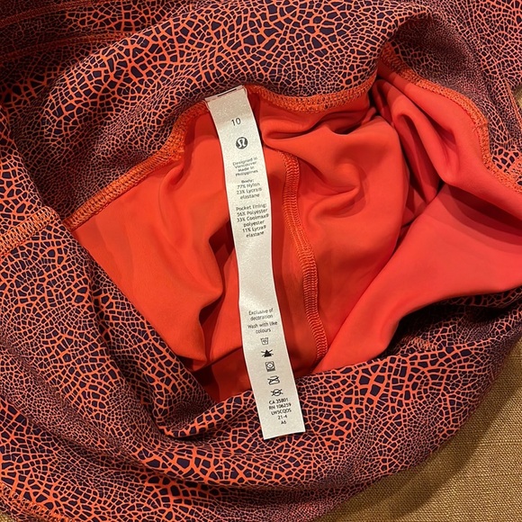 Lululemon high rise 7/8 length leggings crackle - Picture 5 of 5